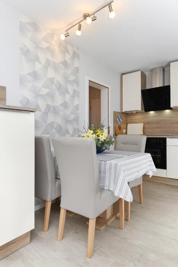 haus-sand-am-meer Neuharlingersiel Bagian luar foto