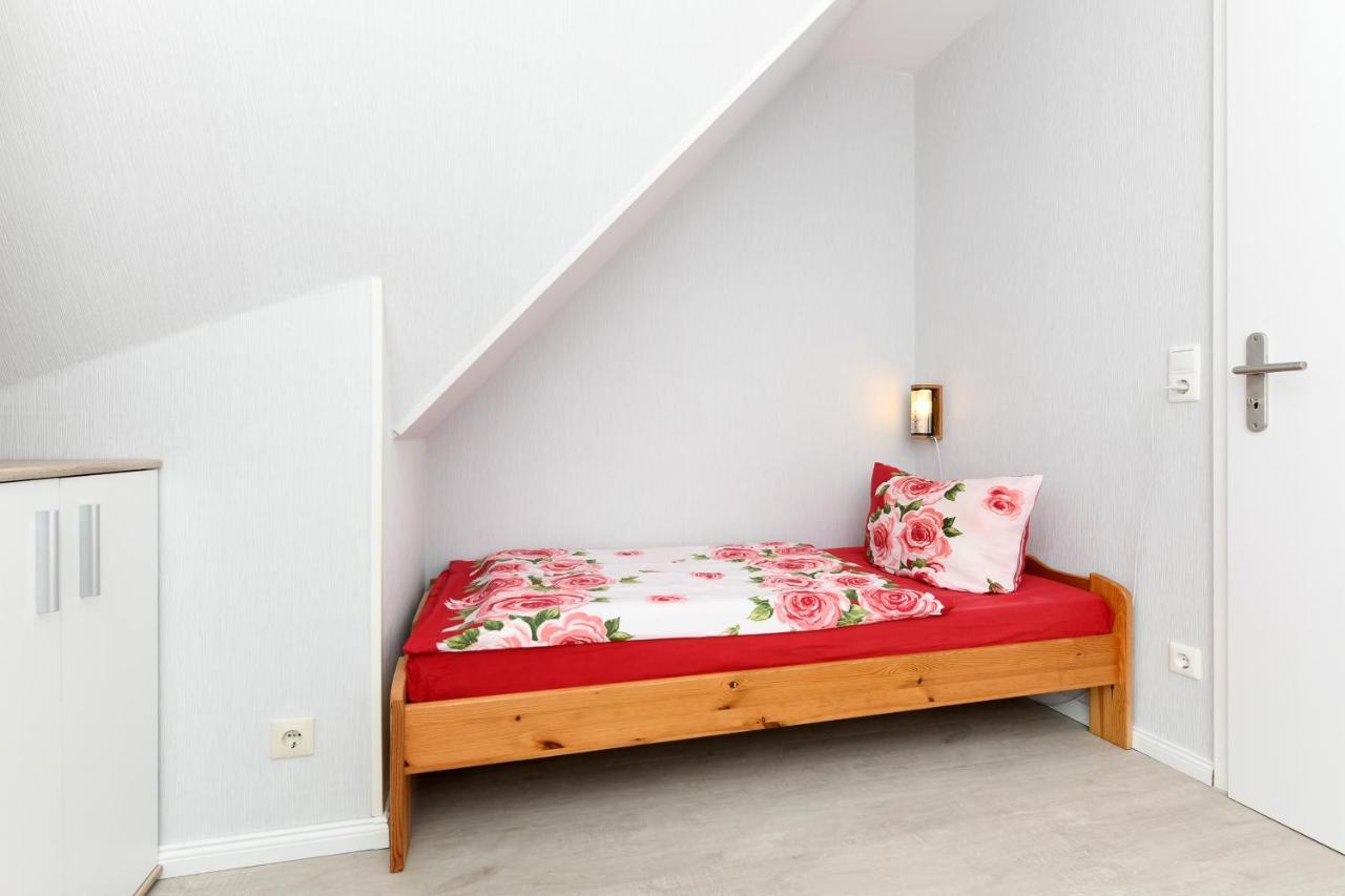 haus-sand-am-meer Neuharlingersiel Bagian luar foto