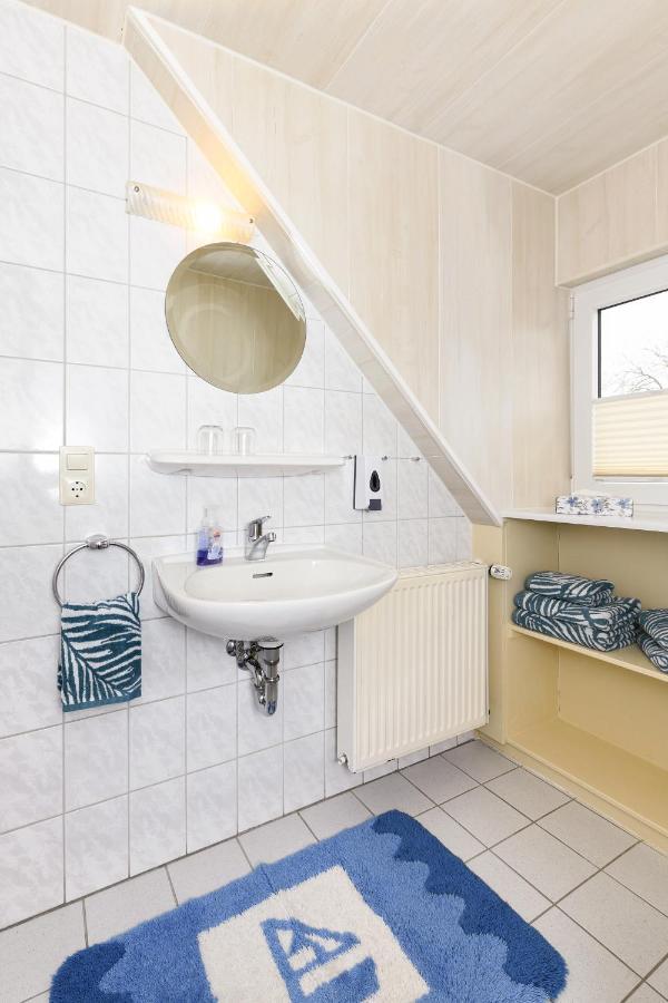 haus-sand-am-meer Neuharlingersiel Bagian luar foto